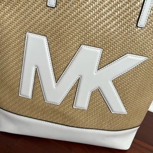 Summer Michael Kors Handbag